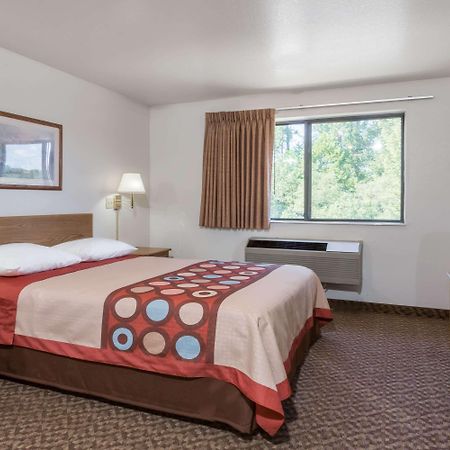 Super 8 By Wyndham Prince Frederick Exterior foto